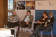 Dagmar Dehmer, Klaus Liedtke, Prof. Irene Neverla und Prof. Mojib Latif © DKK, N.-D. Gaertner